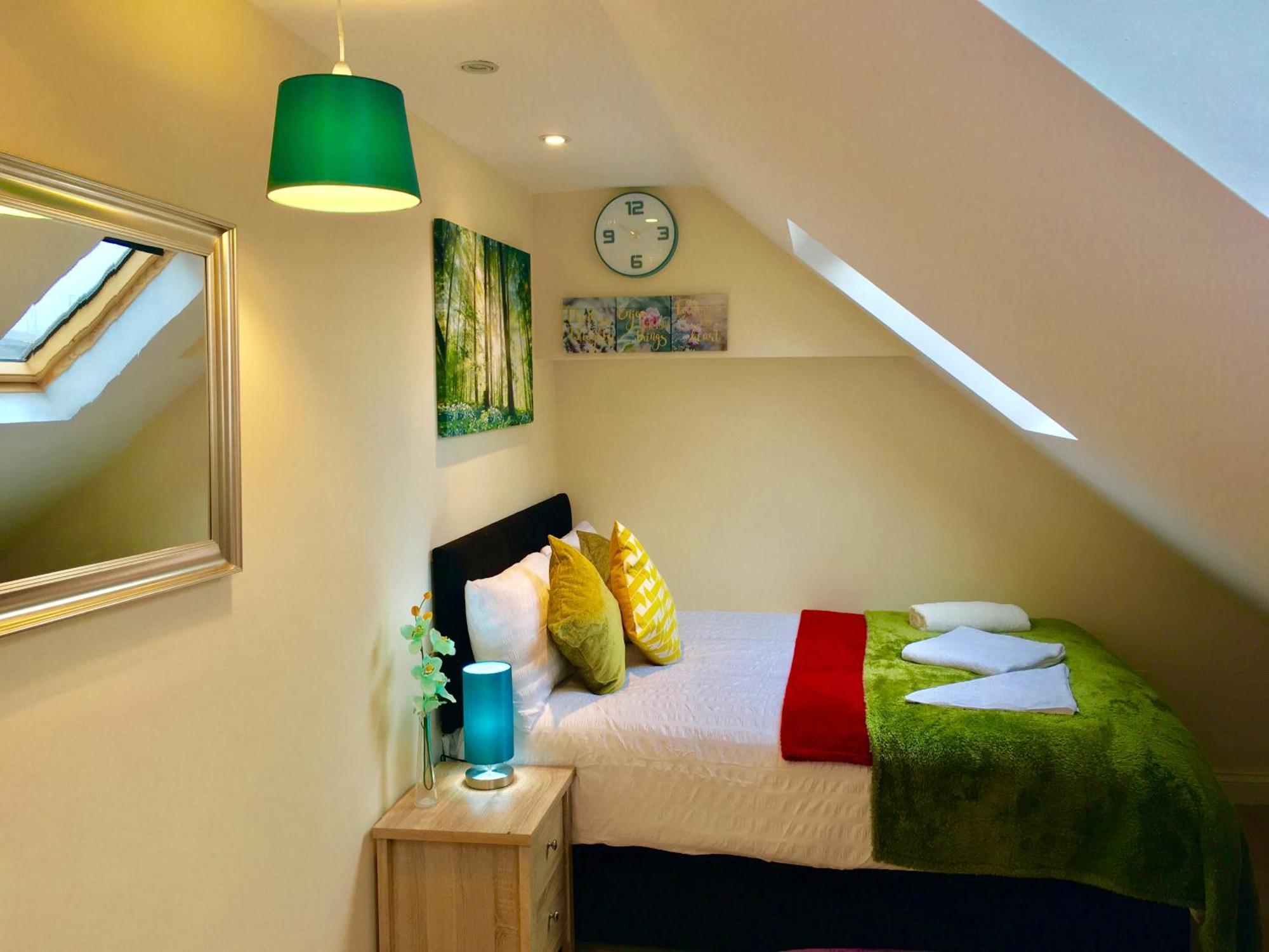 1 Bed Apartment,Recep,Kitchen,Bath Ilford Exterior foto